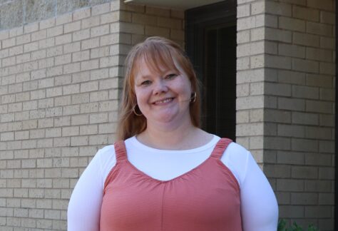 Photo of Crystal Edwards outside library
